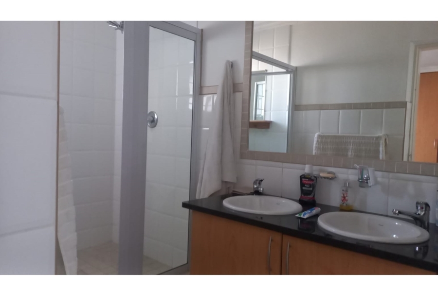 4 Bedroom Property for Sale in Deneysville Free State